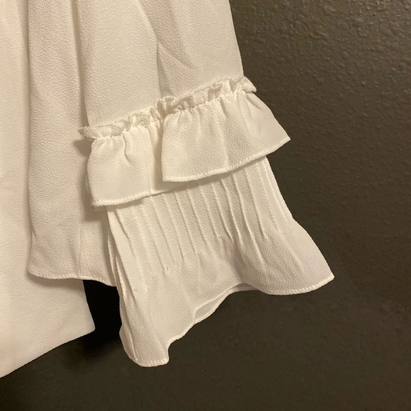 Boutique Cream Tie-neck Peasant Blouse - Picture 4 of 6